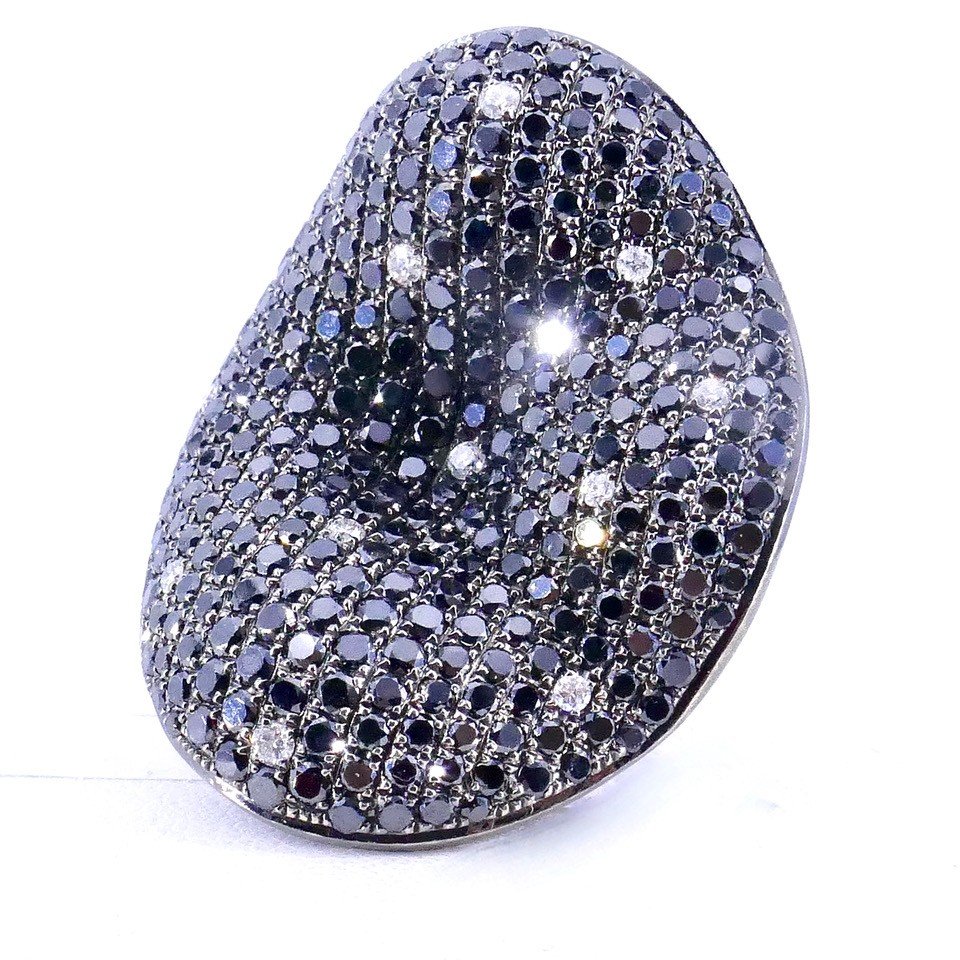 Bague "organique" Or Diamants Noirs Et Diamants Blancs -photo-1