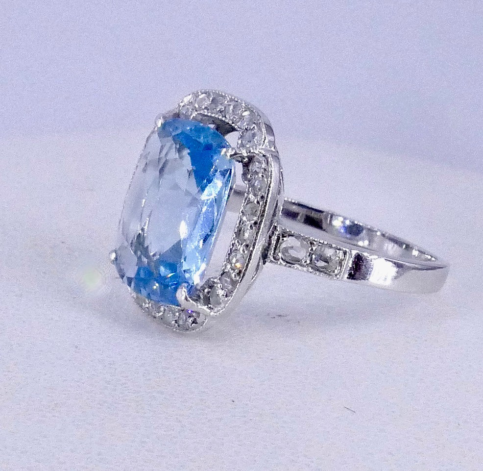 Art Deco Ring With Aquamarine And Diamonds -photo-2