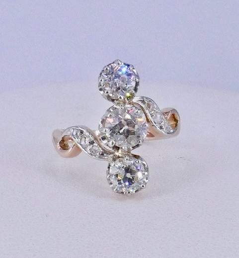 Bague fin XIX ème Trois diamants -photo-3