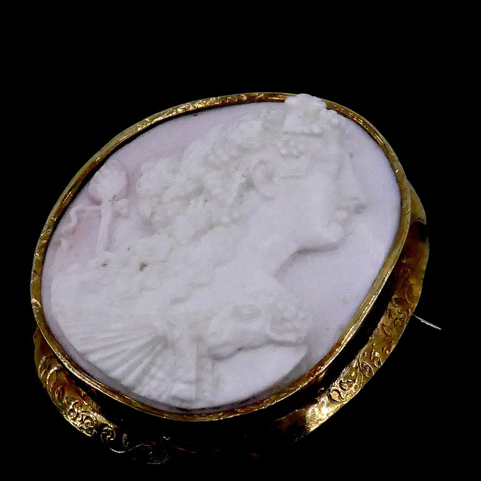 19th Century Cameo Brooch On A Conch Shell Depicting Bacchus-photo-3