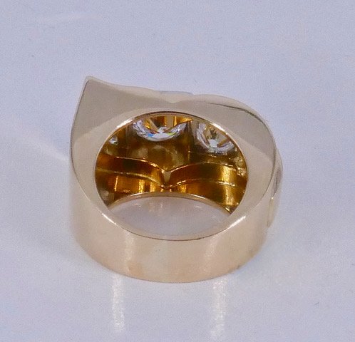 18k Gold, Platinum, And Diamond Tank Ring -photo-3