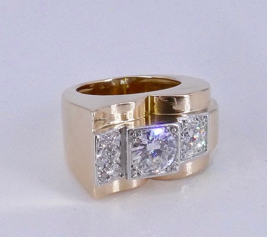 18k Gold, Platinum, And Diamond Tank Ring -photo-3