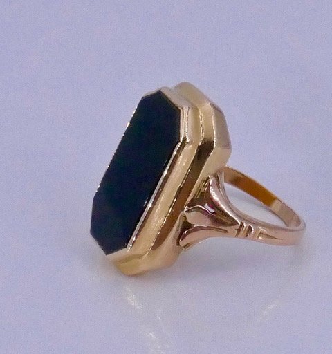 19th-century Gold And Onyx Ring -photo-1