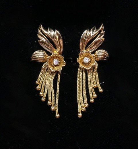 Proantic: Gold And Diamond Pendant Earrings 1950