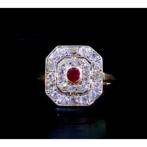 Octagonal Ring 1930s Platinum Gold Diamonds And Ruby