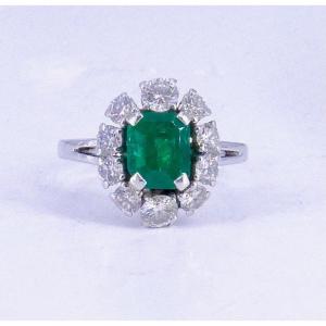 Pompadour Platinum Diamond Emerald Ring