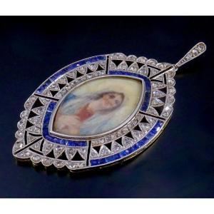 Religious Pendant In The Shape Of A Mandorla Platinum Gold Diamonds And Blue Stones