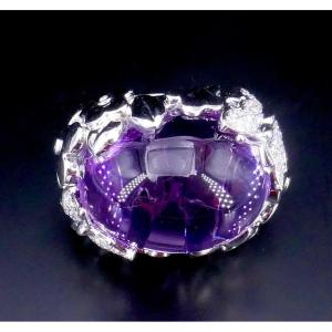 Bague cocktail amethyste cabochon or blanc