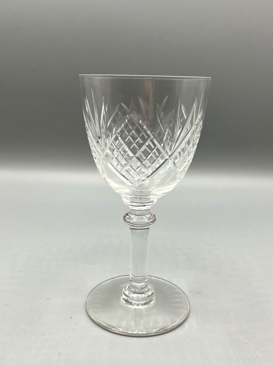 Saint Louis. Set Of 9 Crystal Wine Glasses, Chantilly Model-photo-3