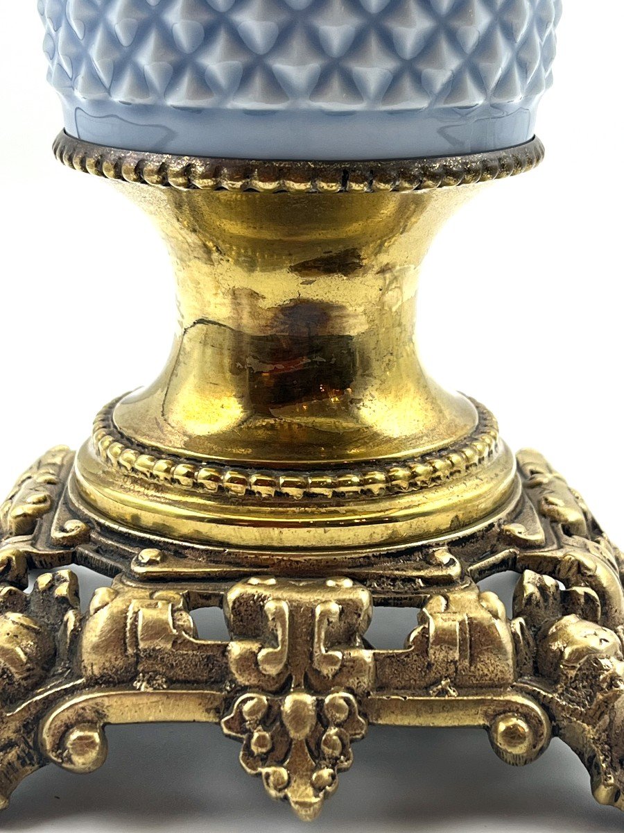 Lampe En Porcelaine à Décor De Jeu De Cartes. Epoque Fin XIXè, Début XXè Siècle-photo-1