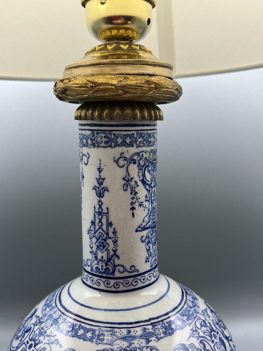 Gien. Earthenware Lamp, Bérain Decor. Louis XIV Style-photo-2