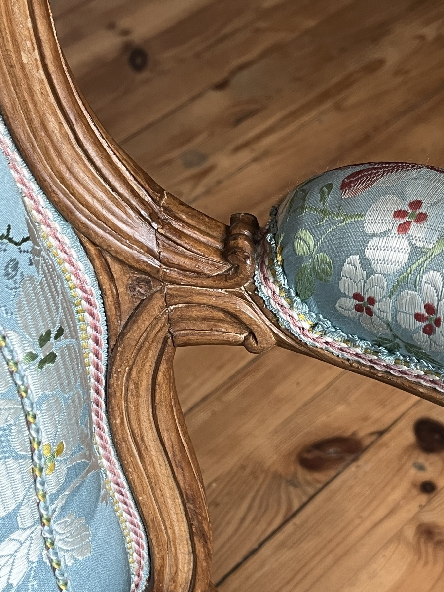 Paire de fauteuils , Époque Louis 15. Estampillés CRESSON-photo-4