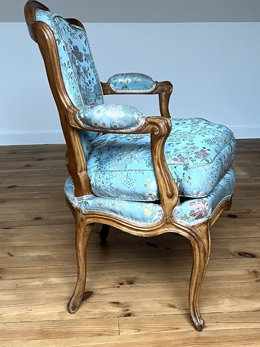 Paire de fauteuils , Époque Louis 15. Estampillés CRESSON-photo-5