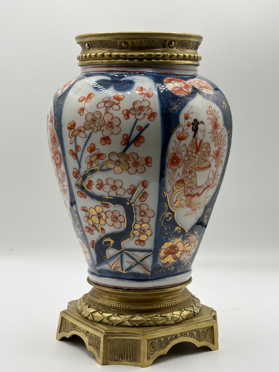 Imari . Paire de vases montés . Époque 19è siècle -photo-3