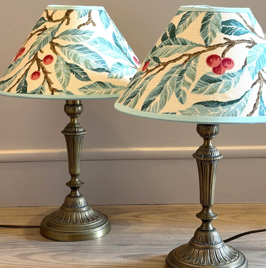 Pair Of Brass Candlesticks, Converted Into Lamps. Louis XVI Style-photo-3