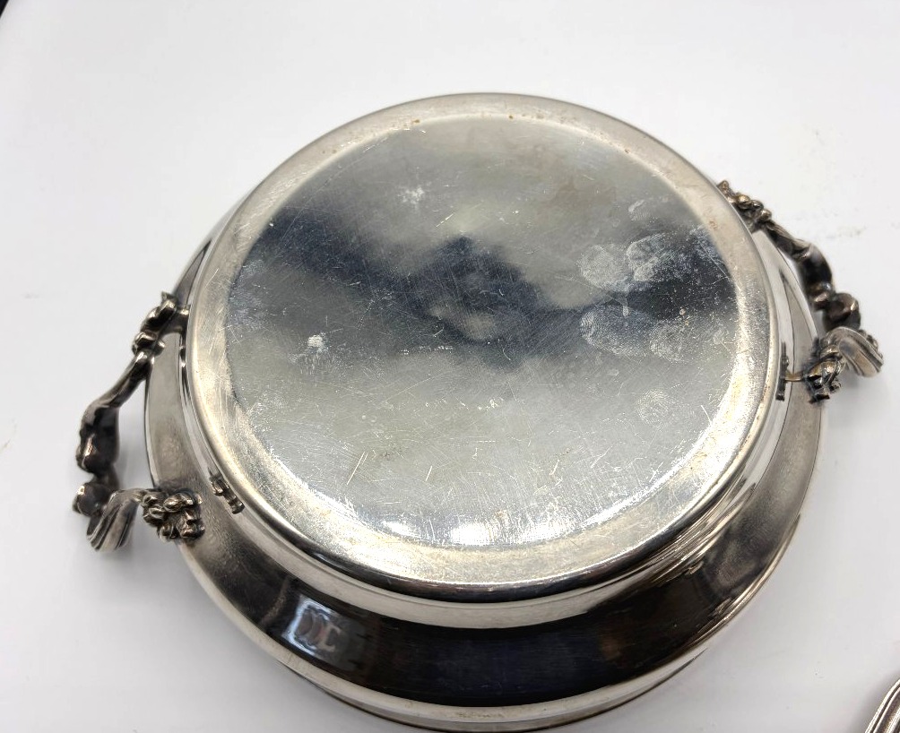 Silver-plated Covered Vegetable Dish With Pomegranate Decoration. 18th-century Style-photo-5