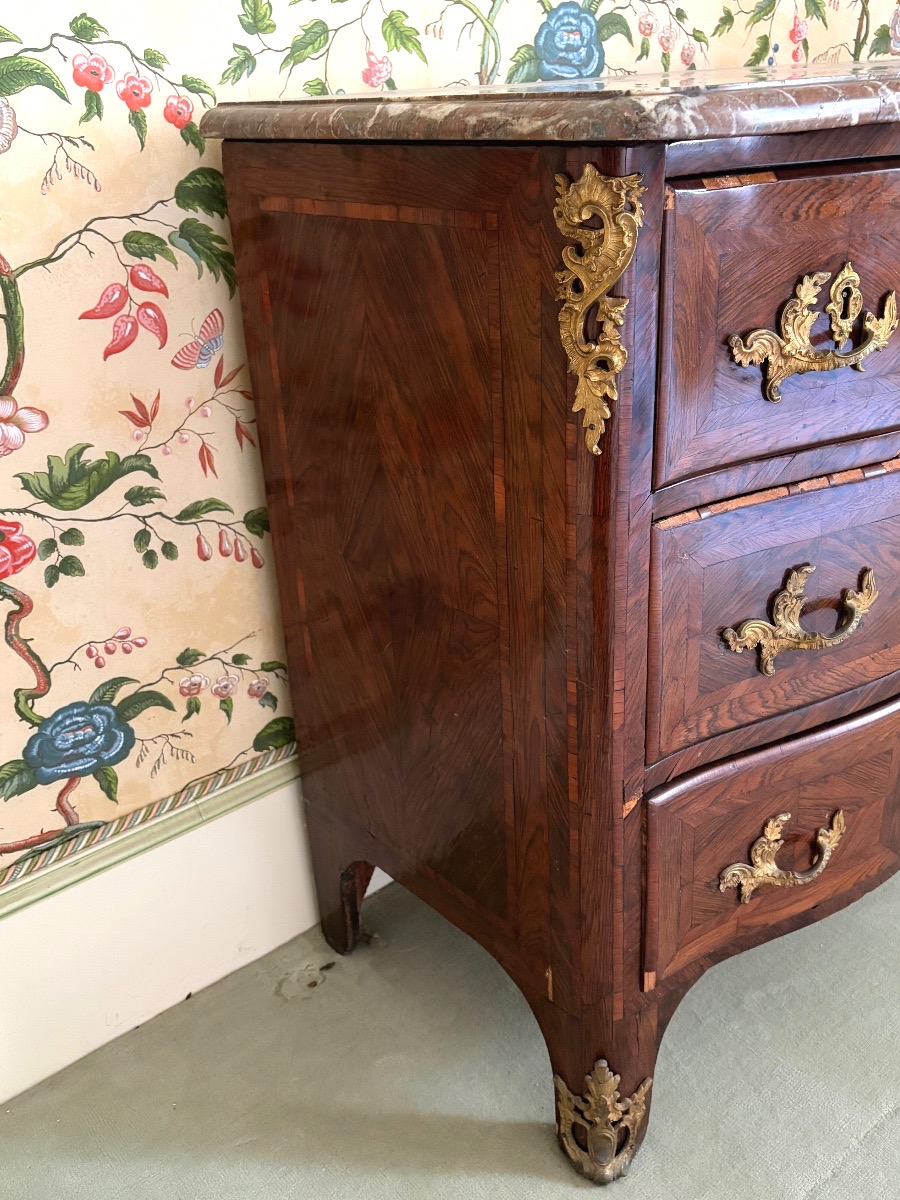 Commode  galbée Époque Régence -photo-3