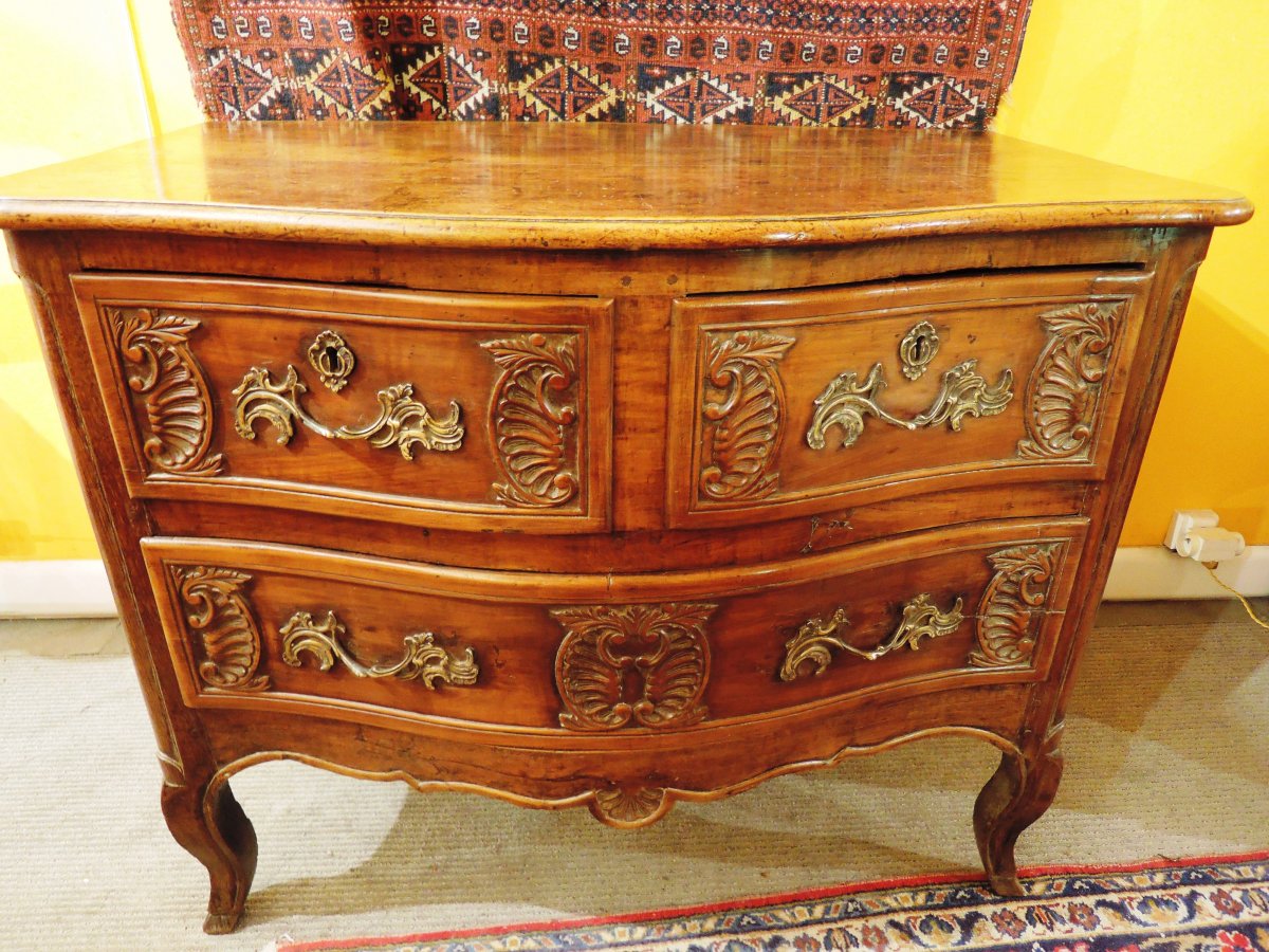 Walnut Chest Of Drawers. Work Lyonnais Eighteenth Century.-photo-4