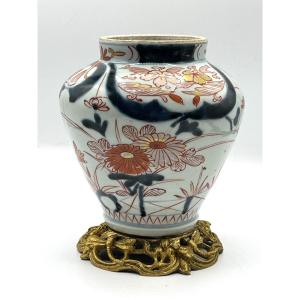 Vase In Imari Porcelain, Japan , XIXth Century