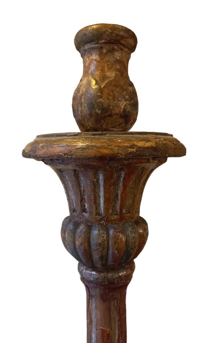 Deux Grands Porte-flambeaux En Bois Sculpté Et Laqué-photo-2