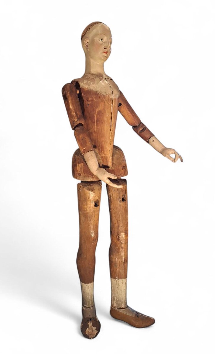 Mannequin articulé représentant une figure féminine-photo-4