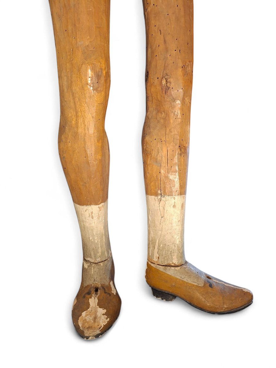 Mannequin articulé représentant une figure féminine-photo-4