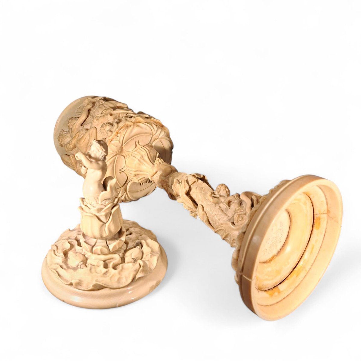 Grand calice en ivoire avec couvercle-photo-5