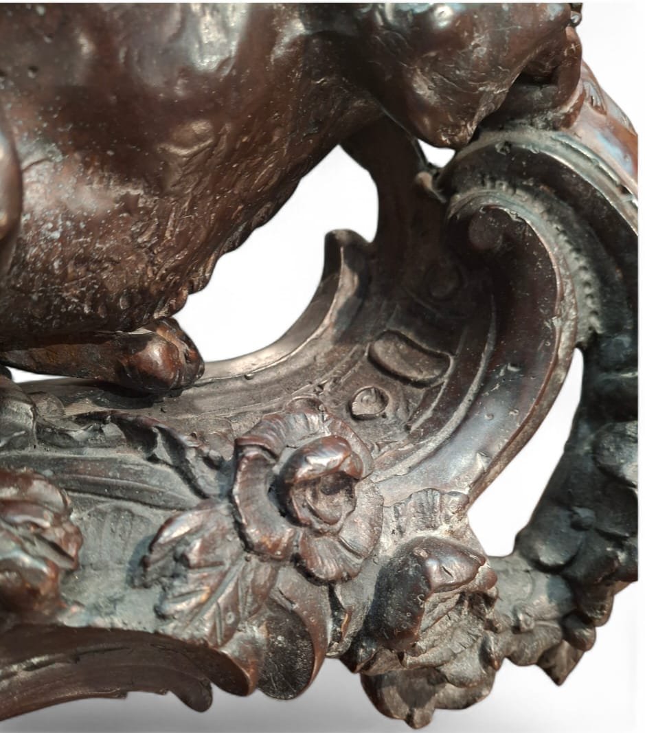 Pair Of Chiseled Bronze Rampant Lions-photo-2
