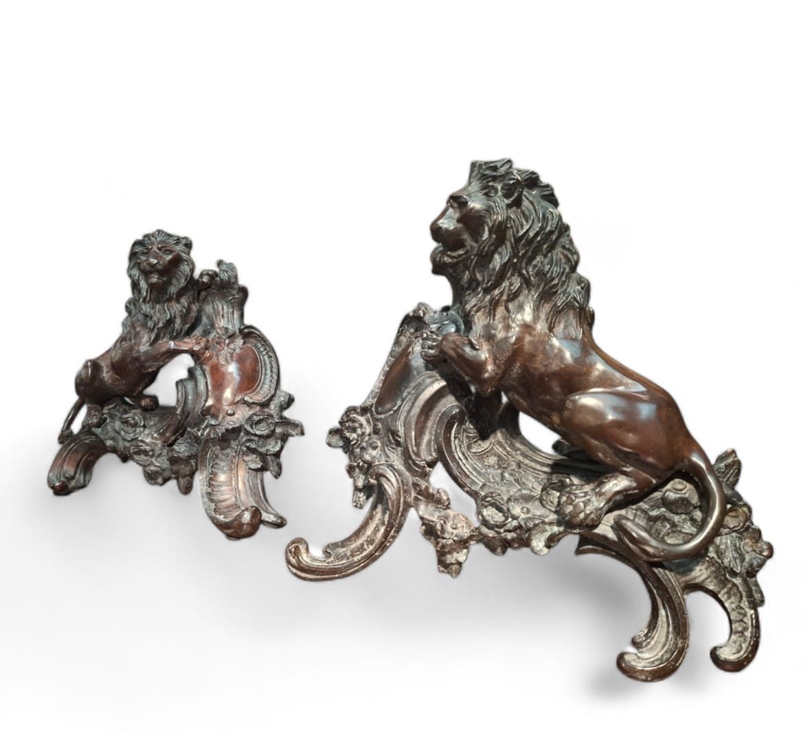 Pair Of Chiseled Bronze Rampant Lions-photo-4