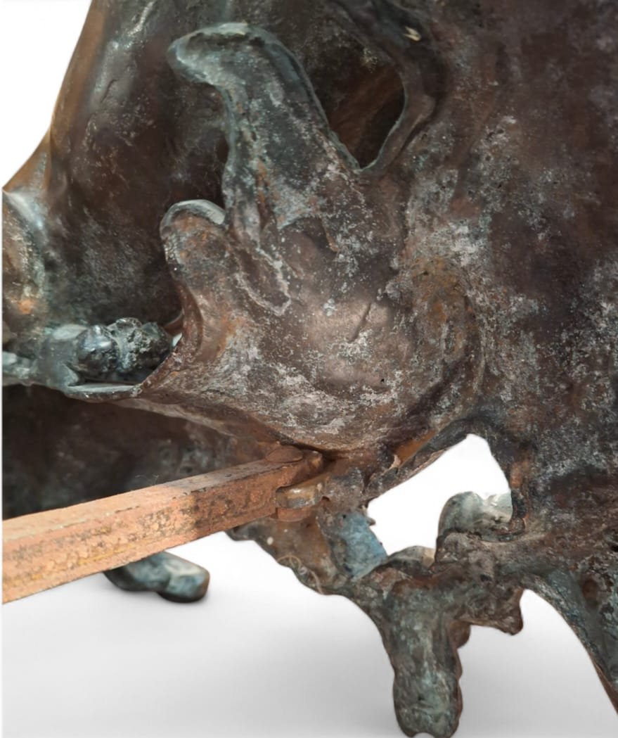 Pair Of Chiseled Bronze Rampant Lions-photo-4