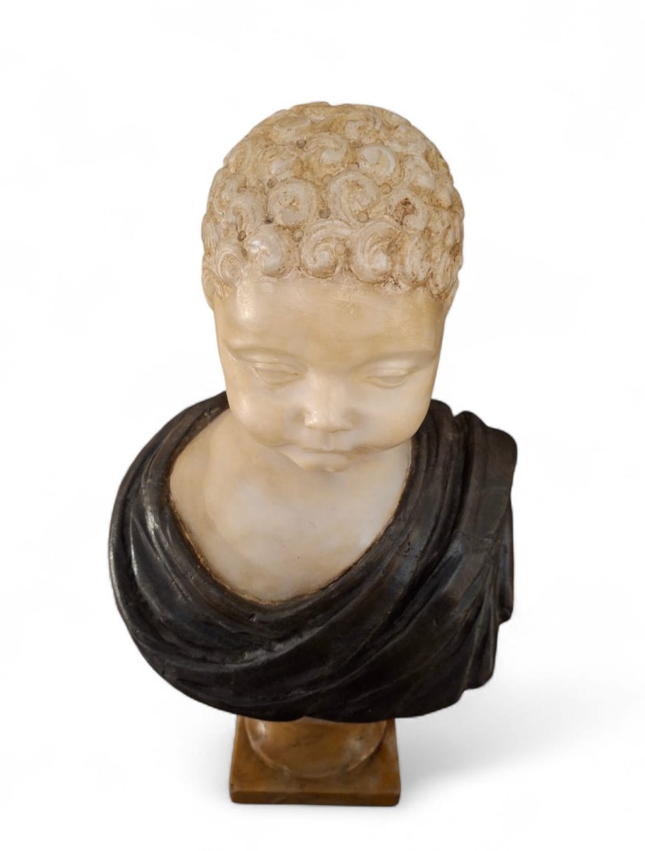 Buste d'enfant dans le goût de l'Antiquité-photo-4