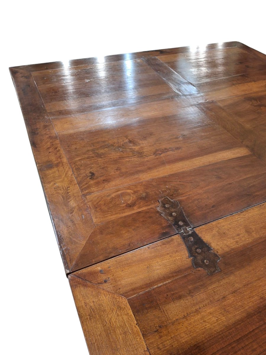 Grande table pliante en noyer sculpté-photo-7