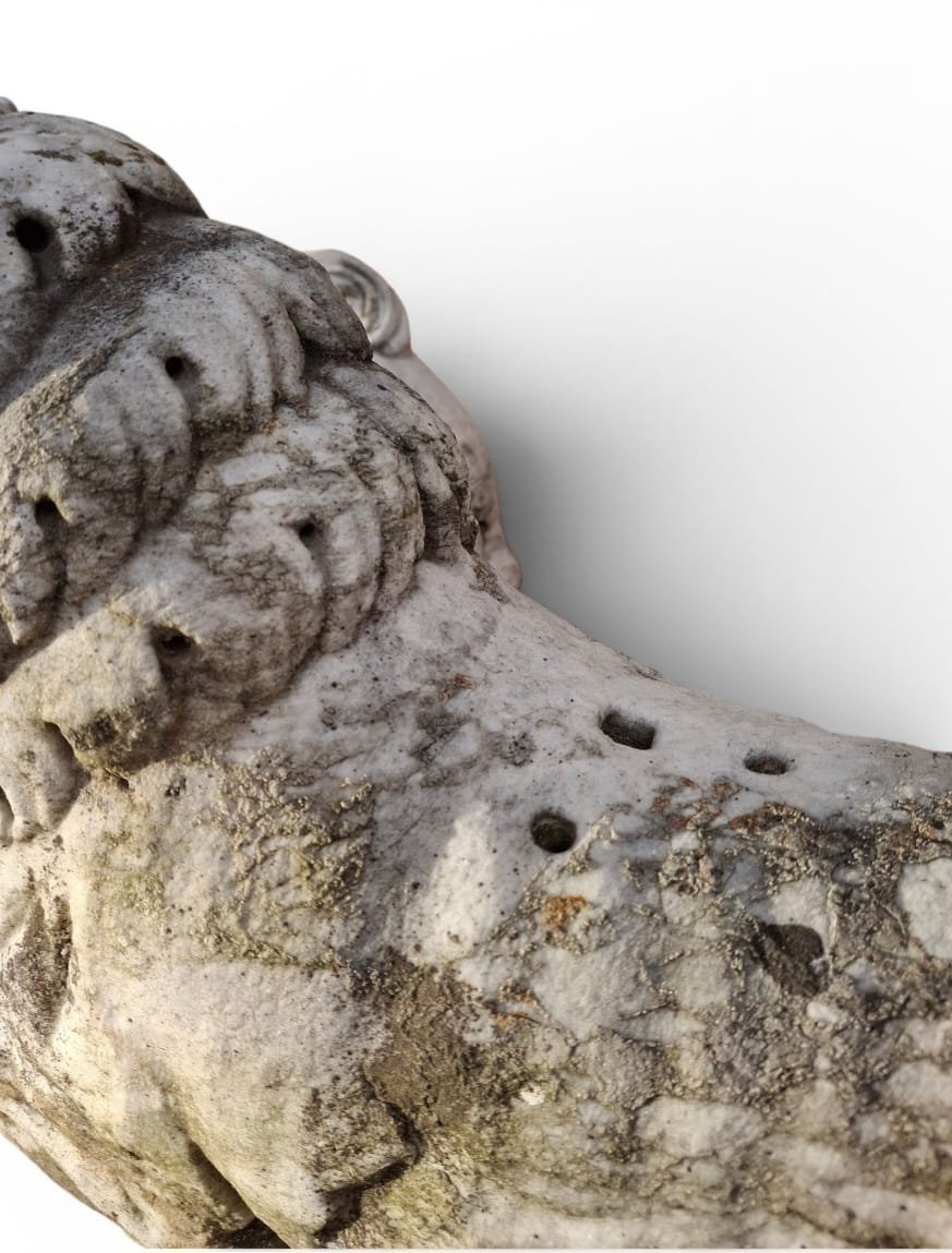 Paire de lions accroupis, sculptures en marbre-photo-5