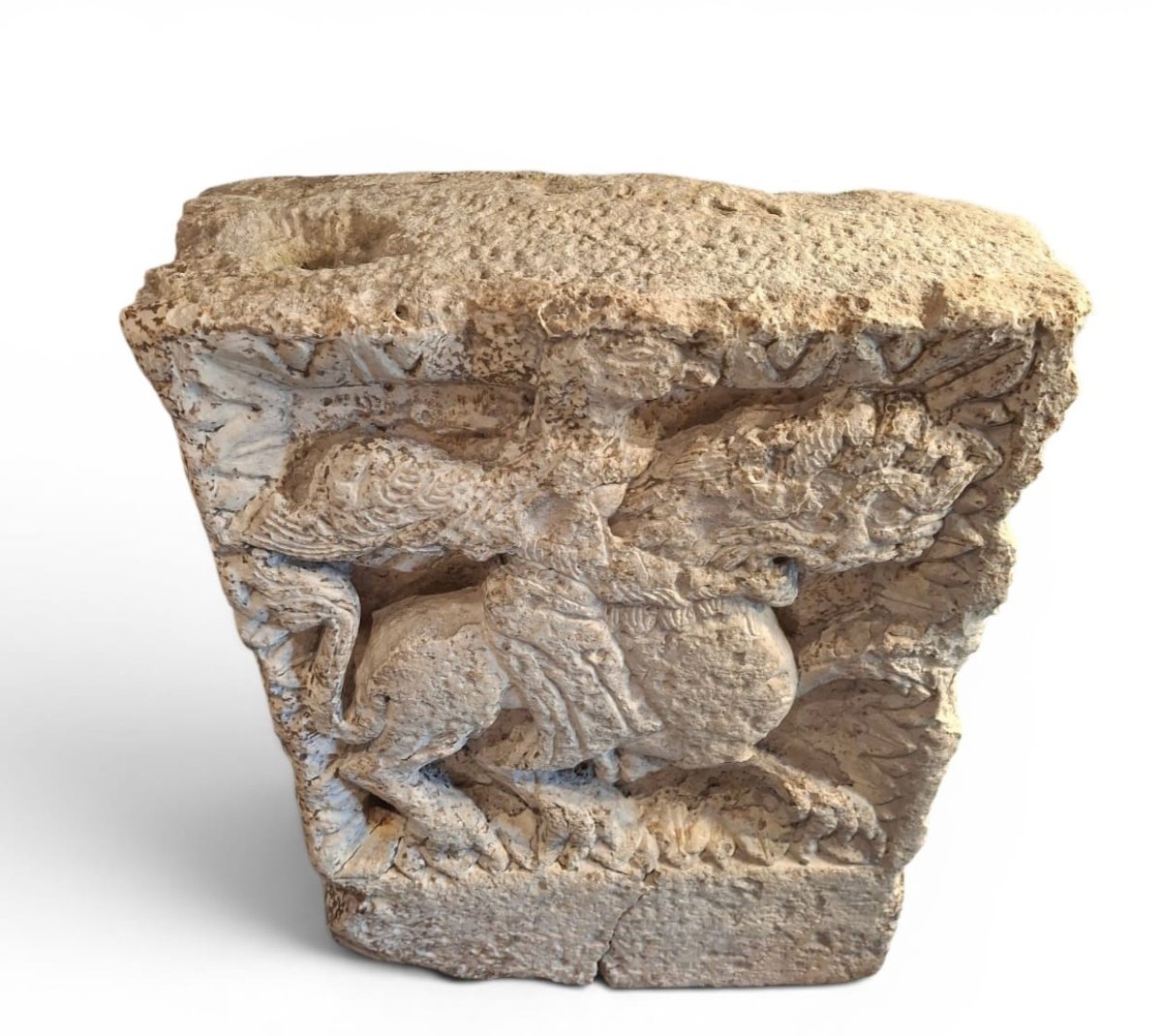 Bas-relief médiéval-photo-1