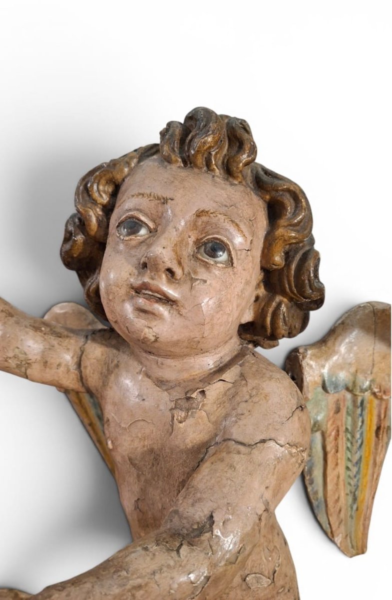 Paire d'anges aux ailes mobiles en bois laqué-photo-2