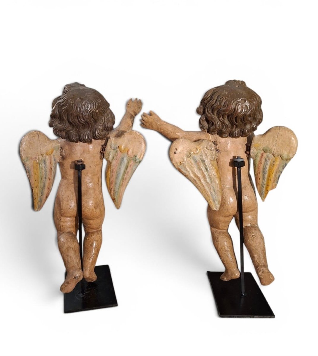 Paire d'anges aux ailes mobiles en bois laqué-photo-4