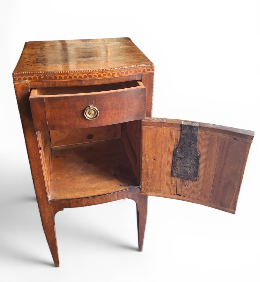 Pair Of Louis XVI-style Bedside Tables From Vicenza-photo-1