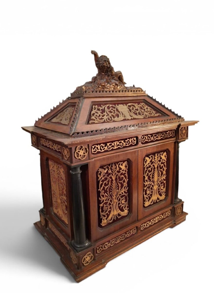 Cabinet à monnaie en bois ajouré-photo-3