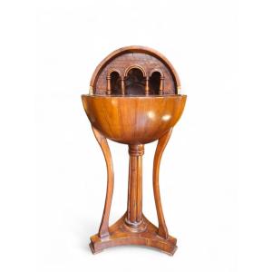 Globe-shaped Work Table