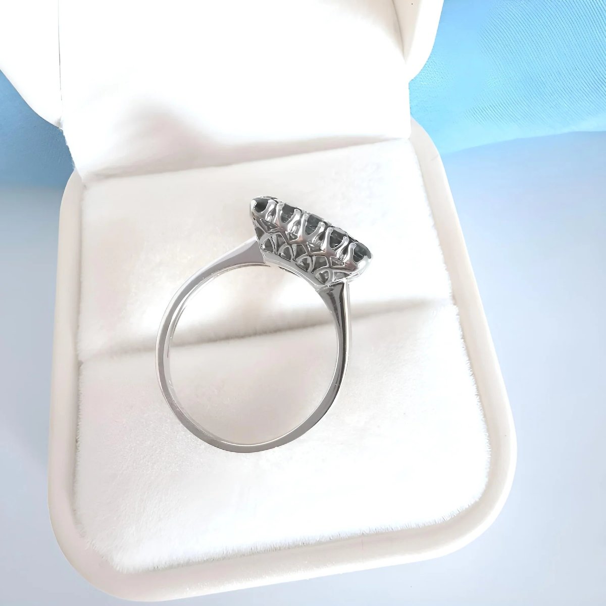 Bague Vintage 1970-1980 Saphirs Diamants Or Gris 18K-photo-5