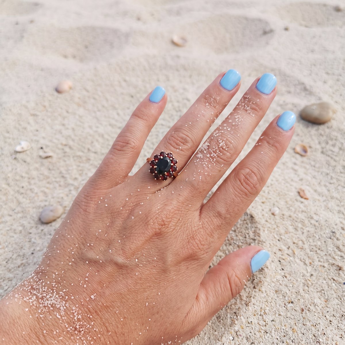 18k Yellow Gold Daisy Garnet Ring-photo-2
