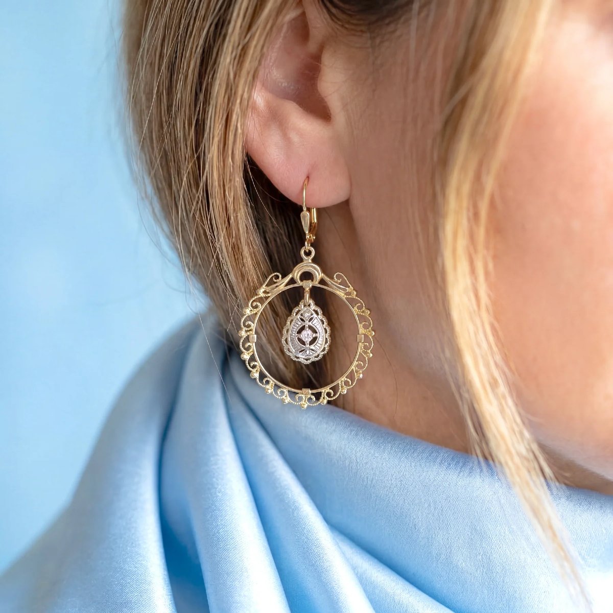 Boucles d'oreilles orientales pendantes Or 18K et diamants-photo-2