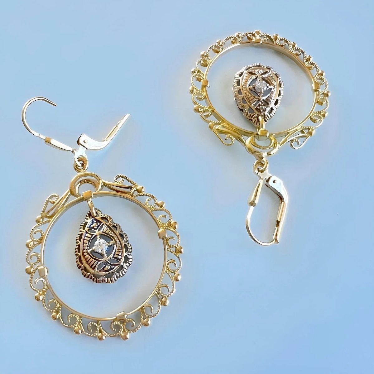 Boucles d'oreilles orientales pendantes Or 18K et diamants-photo-2