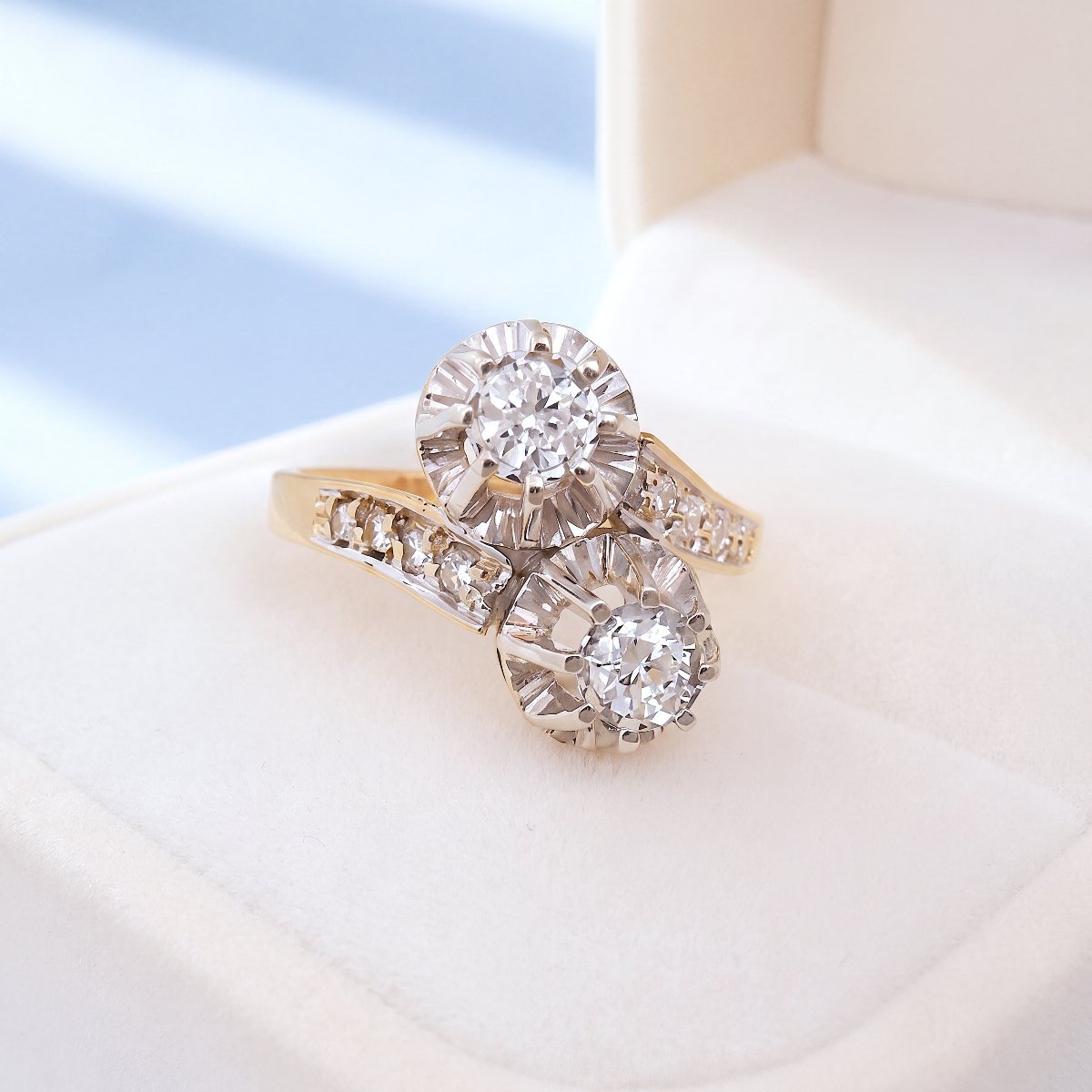 Bague vintage toi et moi années 1960 diamants or 18K