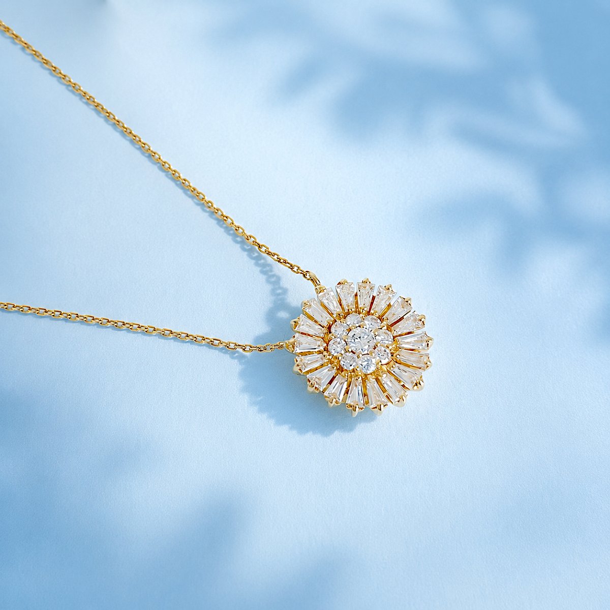 18k Yellow Gold Necklace With Tapered And Brilliant-cut Diamonds – 1.06 Ct-photo-1