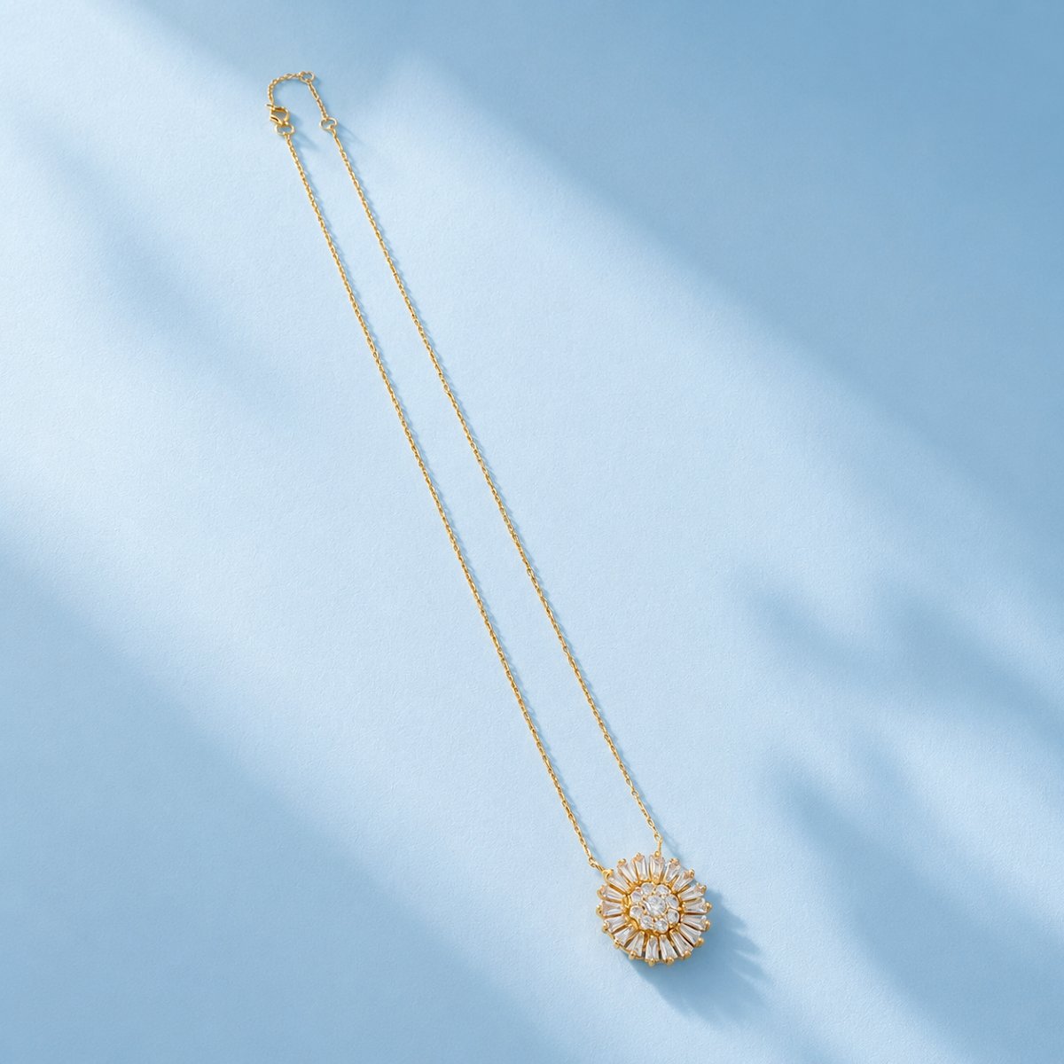 18k Yellow Gold Necklace With Tapered And Brilliant-cut Diamonds – 1.06 Ct-photo-3