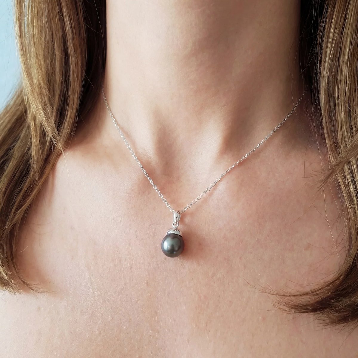 Necklace With A Gray Tahitian Pearl Pendant, 18k White Gold-photo-2