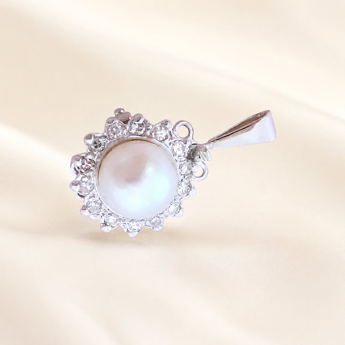 Cultured Pearl And Diamond Pendant, 18k White Gold-photo-2