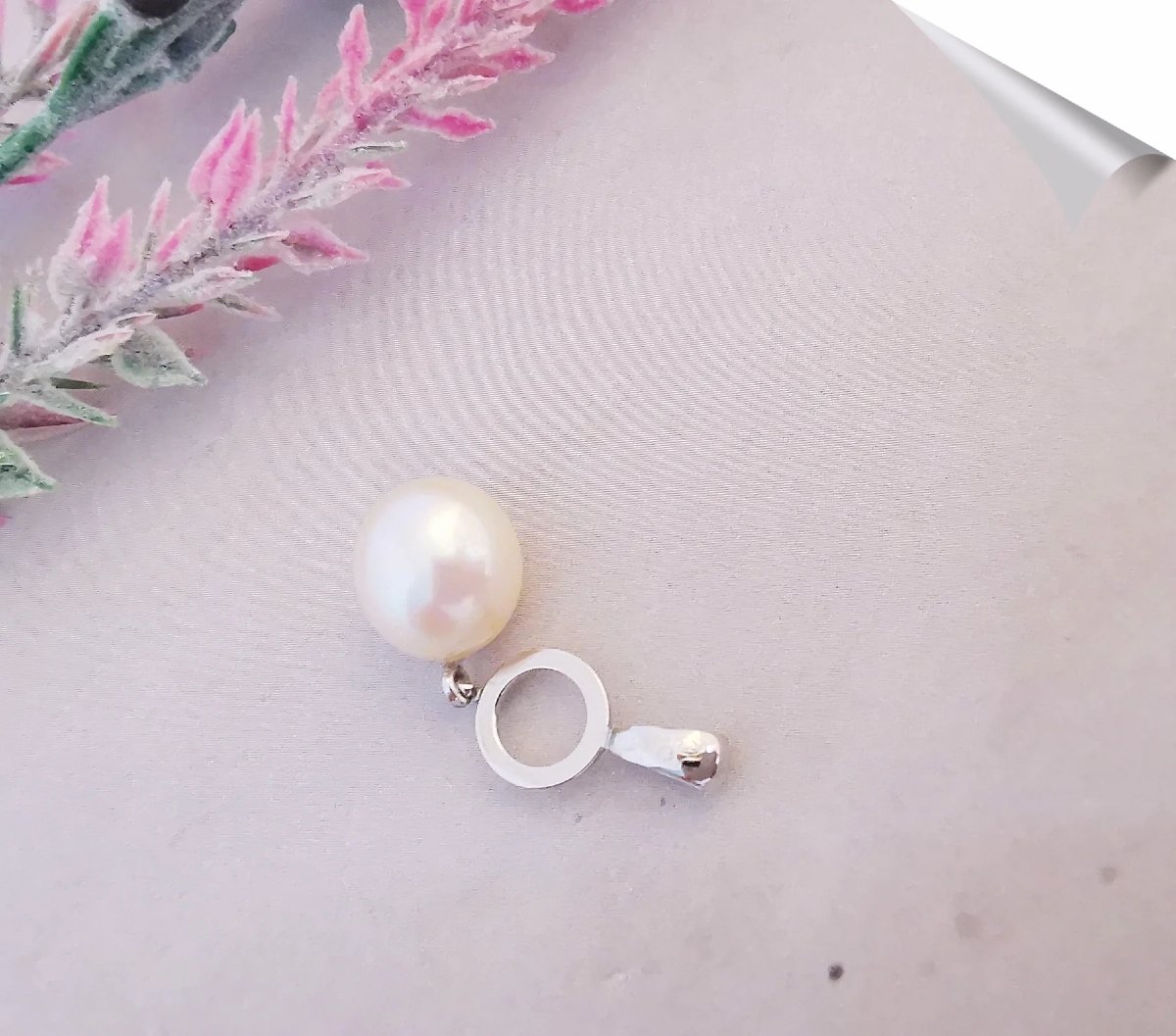 10 Mm Cultured Pearl And Diamond Pendant, 18k White Gold-photo-3