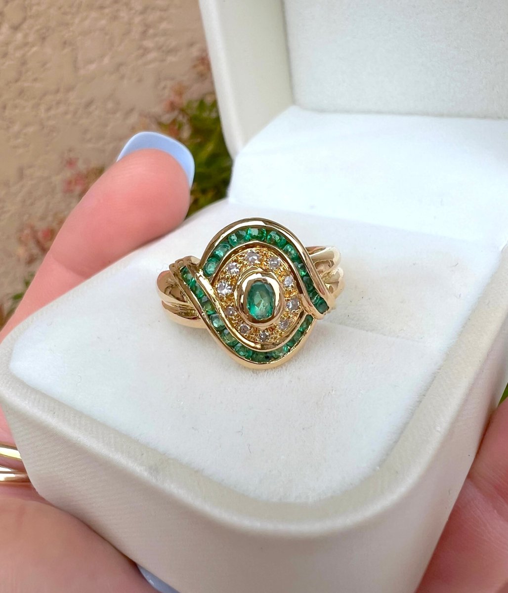 Emerald And Diamond Ring, 18k Yellow Gold, Pre-owned Jewelry